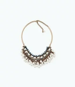 Zara Chain and pearl necklace £19.99