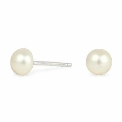 Sterling Silver Freshwater Pearl Stud Earrings £8